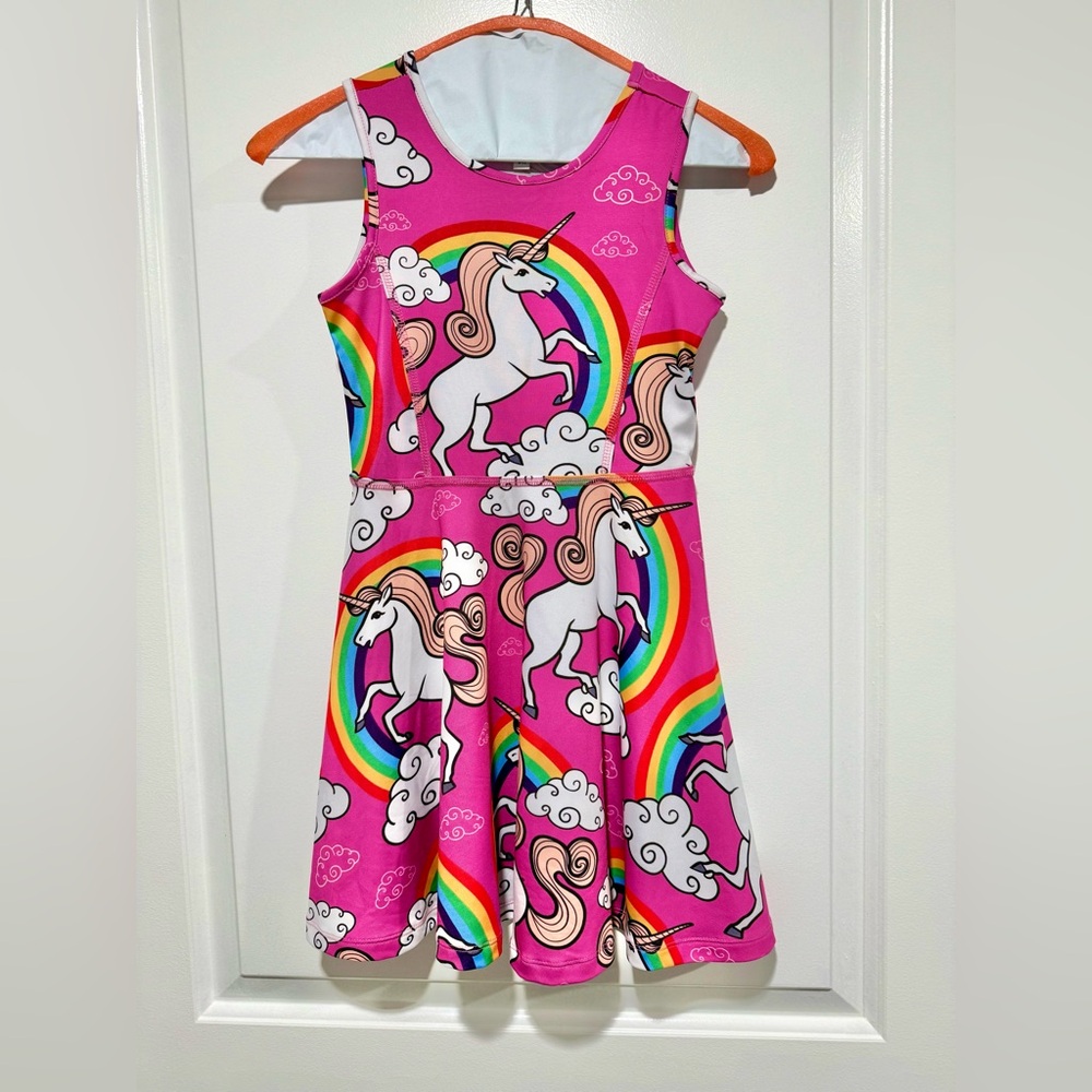 Girls lightweight unicorn sundress. Size 6/7. Never worn. 95%Polyester5%Spandex.